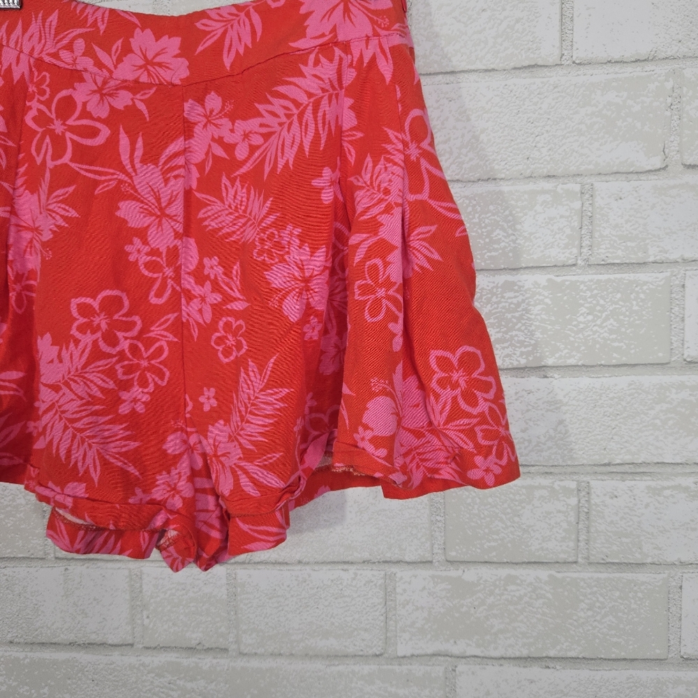 stradivarius linen blend floral shorts - Picture 2 of 12